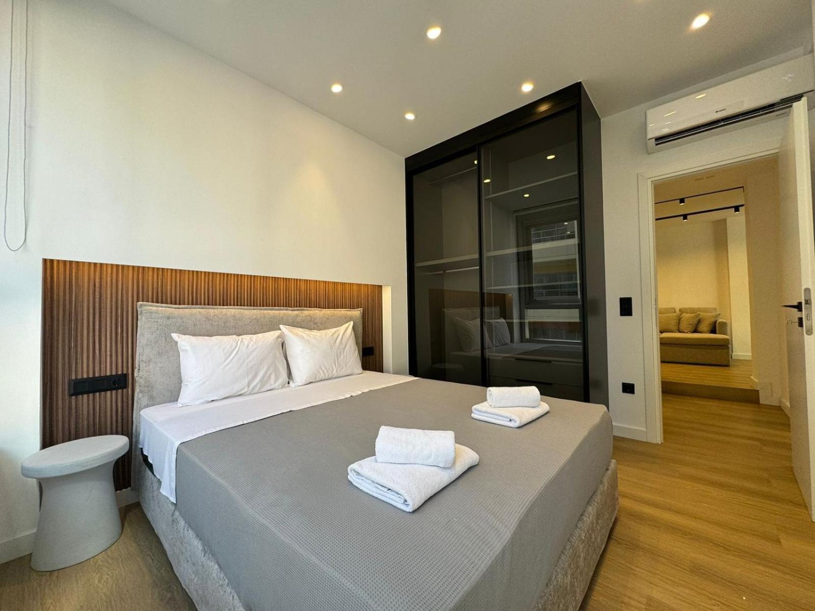 Portstay - Complex N71 Piraeus Buitenkant foto